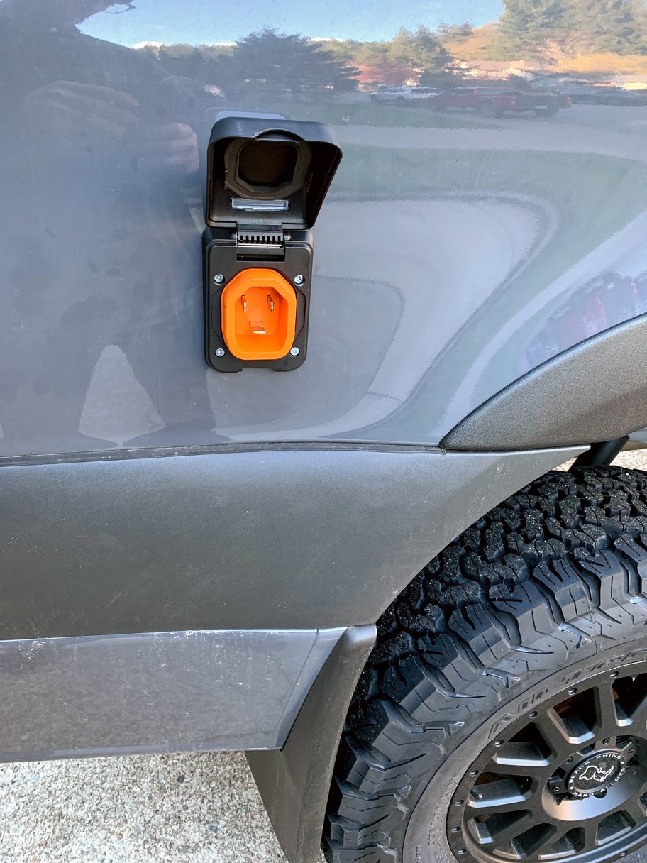 Smart Socket 30A (Shore Plug)