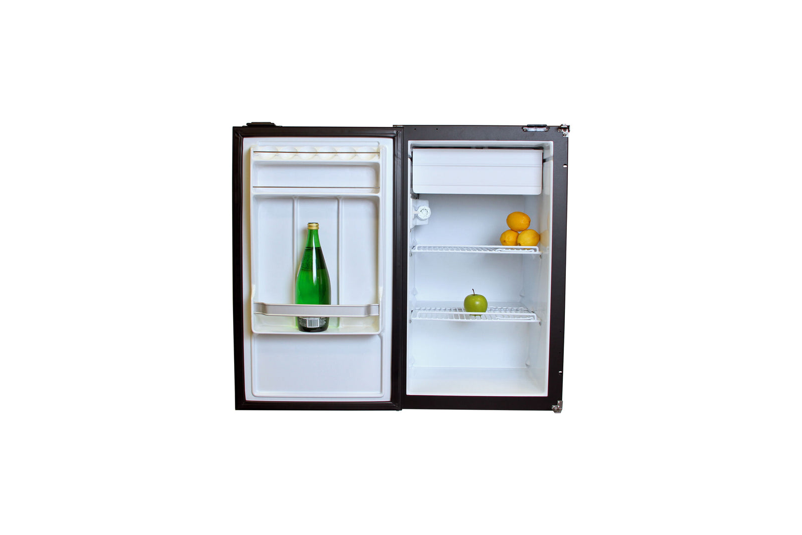 Novakool R3100 Refrigerator